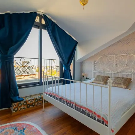 Lägenhet Deniz Loft