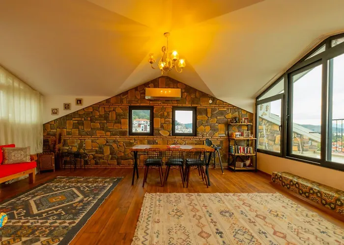 Deniz Loft